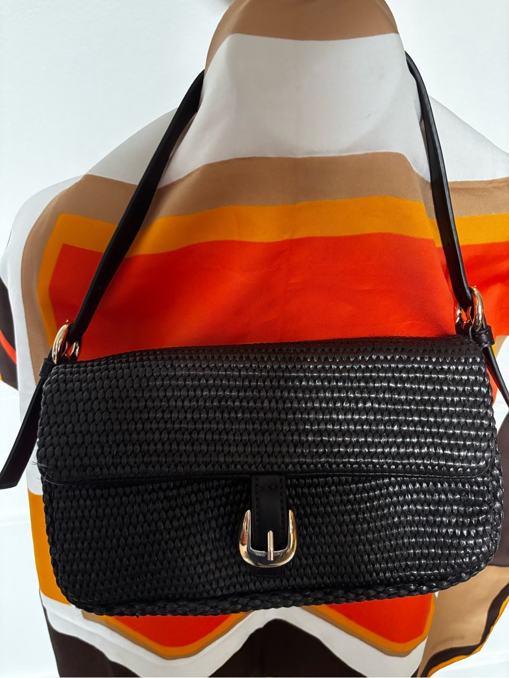Gloria Straw Crossbody Bag by Urban Expressions.